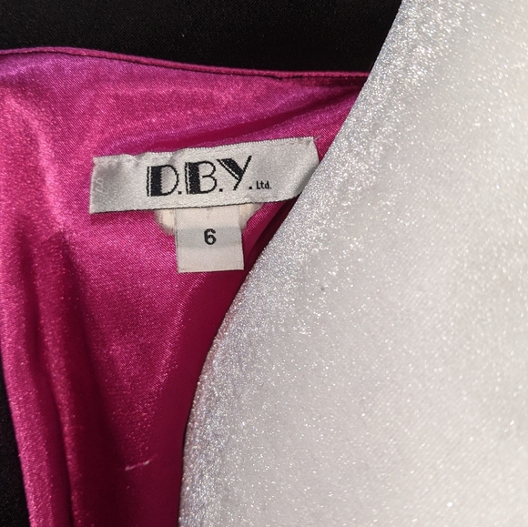 Blazer - Picture 8 of 9